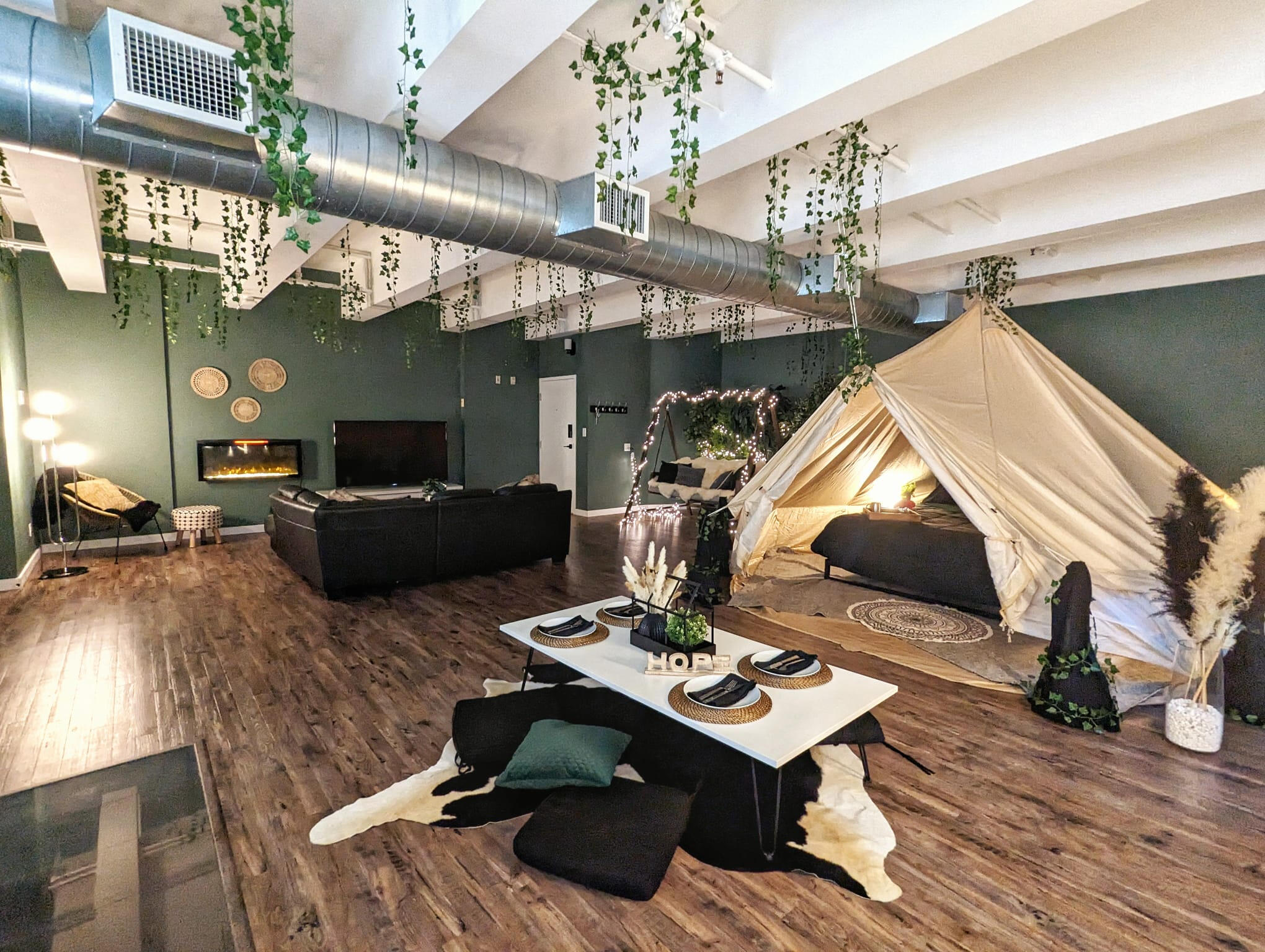 Romantic Downtown Spa Loft Near Rogers Arena in Downtown Edmonton